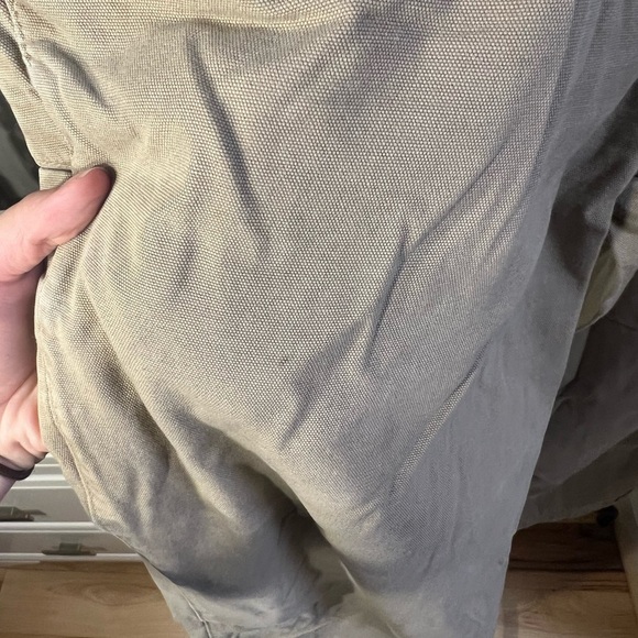 Men’s Carhartt Relaxed Fit 38x34 100% Cotton Khaki Tan Cargo Pant Workwear - Picture 3 of 5